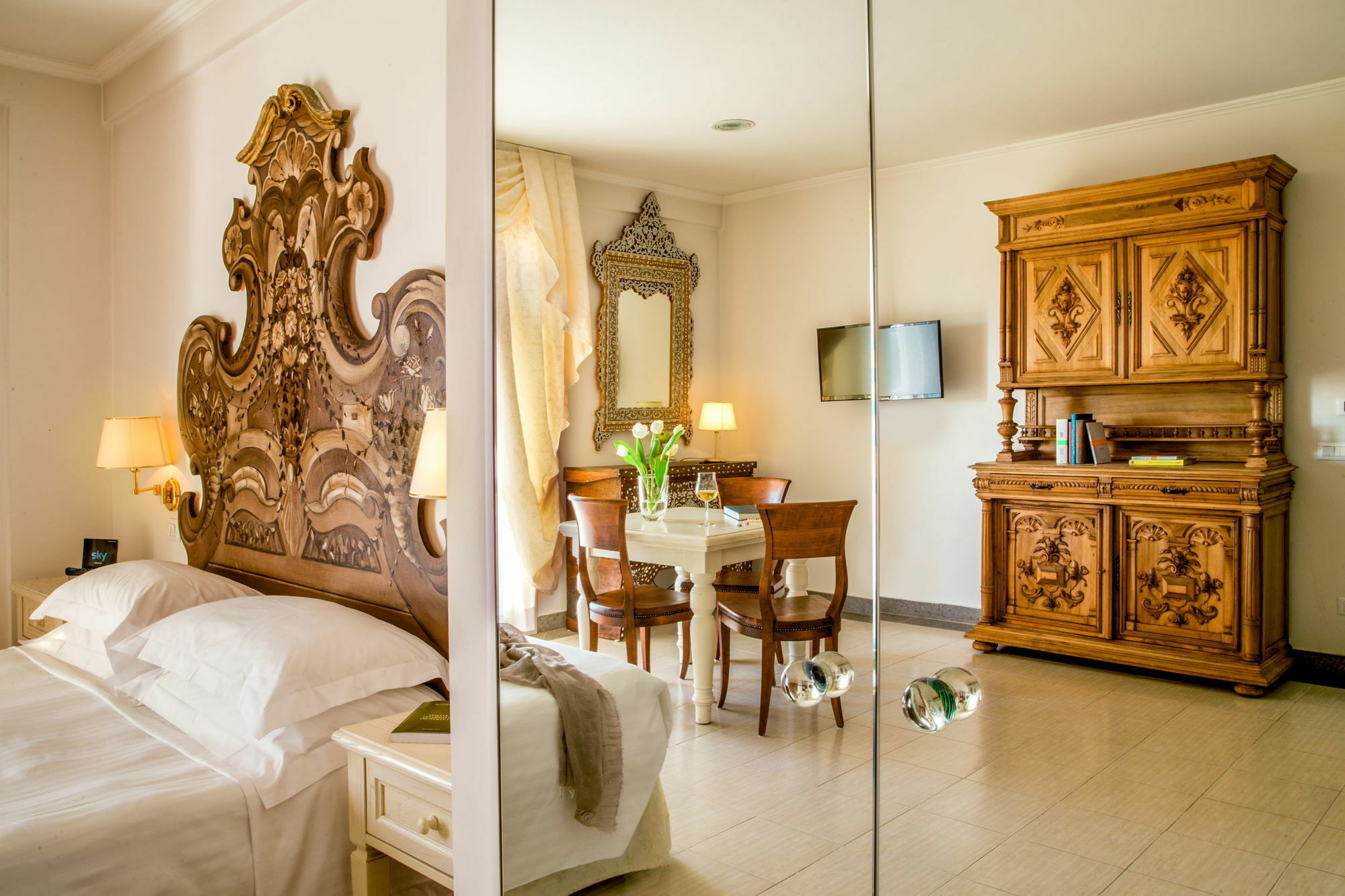 Arcom Palace Pomezia Ngoại thất bức ảnh