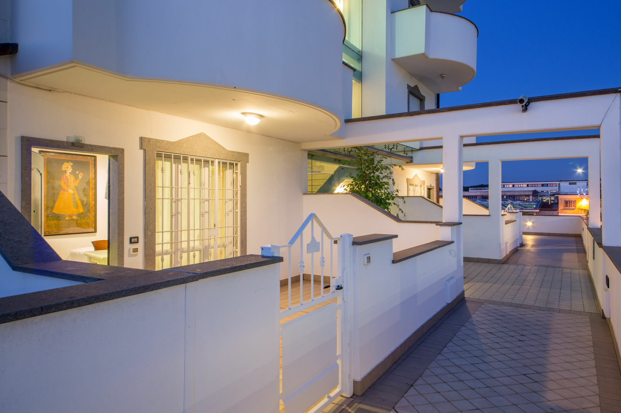 Arcom Palace Pomezia Ngoại thất bức ảnh